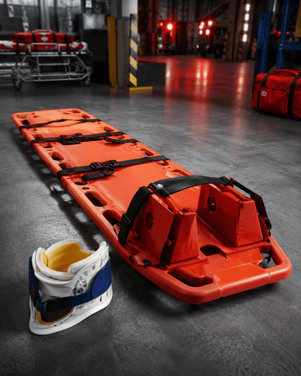 Camillas de emergencia, collarín cervical e inmovilizador de cabeza para empresas